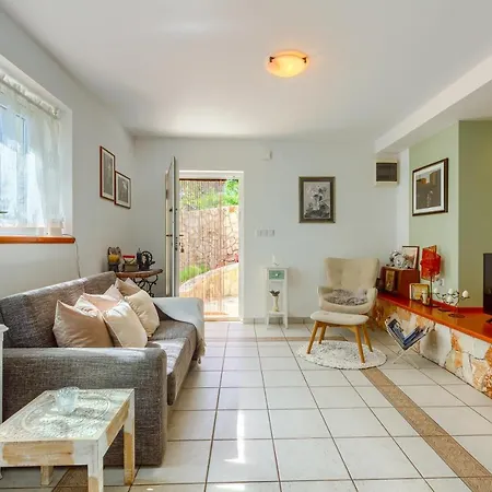 Meri Apartment Trogir