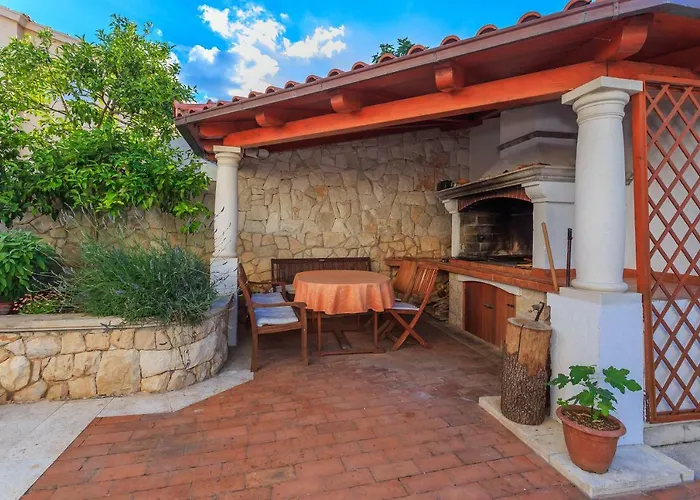 شقة Meri تروغير